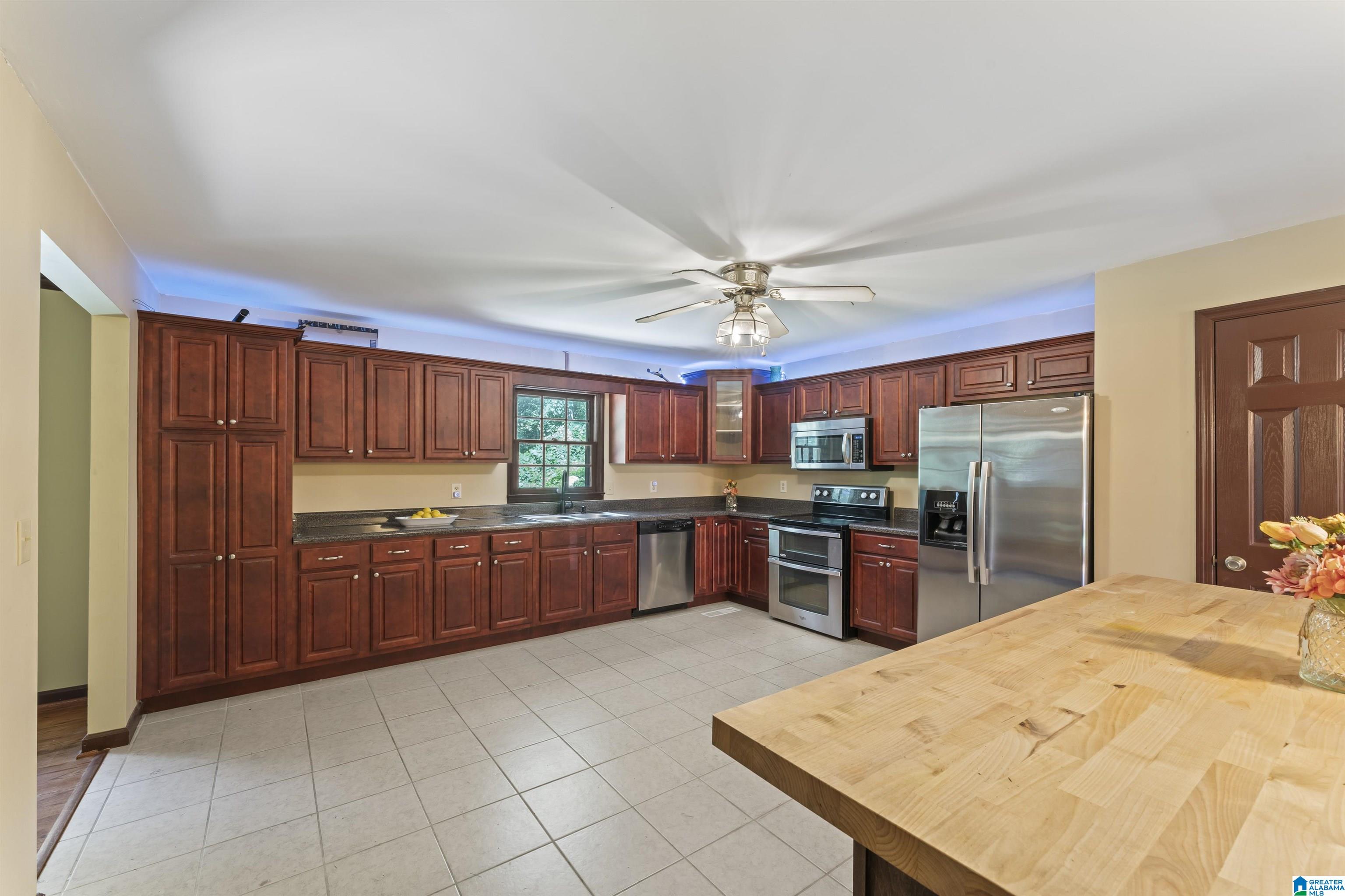 121 Windy Hill Road Gadsden, AL 35906 - Photo 9 of 32 Gallery Image 9
