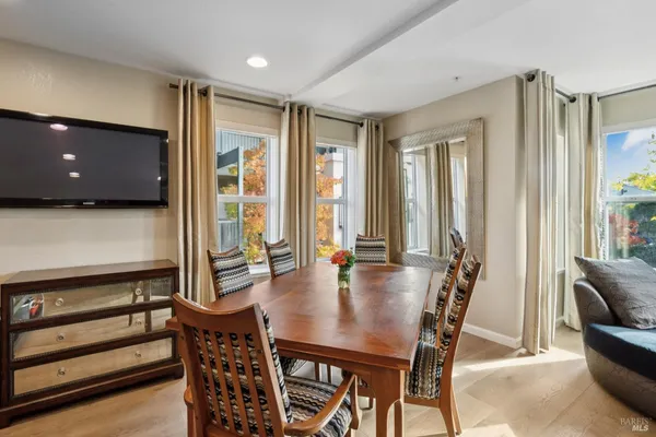 $885,000 | 649 1st Street West, Unit 1, Sonoma, CA 95476