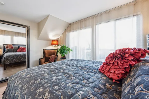 $885,000 | 649 1st Street West, Unit 1, Sonoma, CA 95476