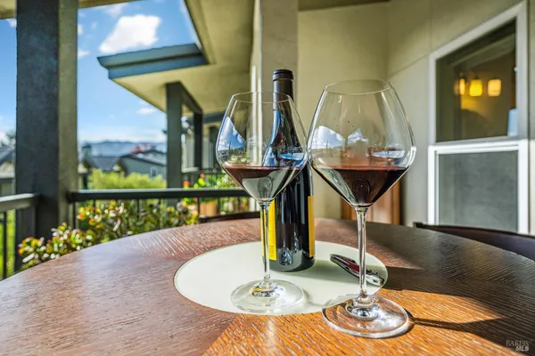 $885,000 | 649 1st Street West, Unit 1, Sonoma, CA 95476