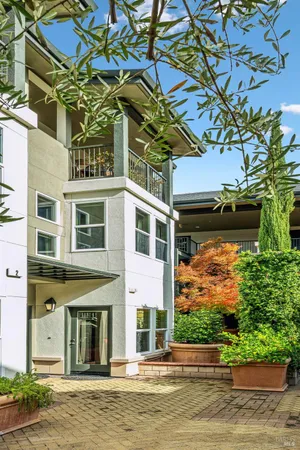 $885,000 | 649 1st Street West, Unit 1, Sonoma, CA 95476