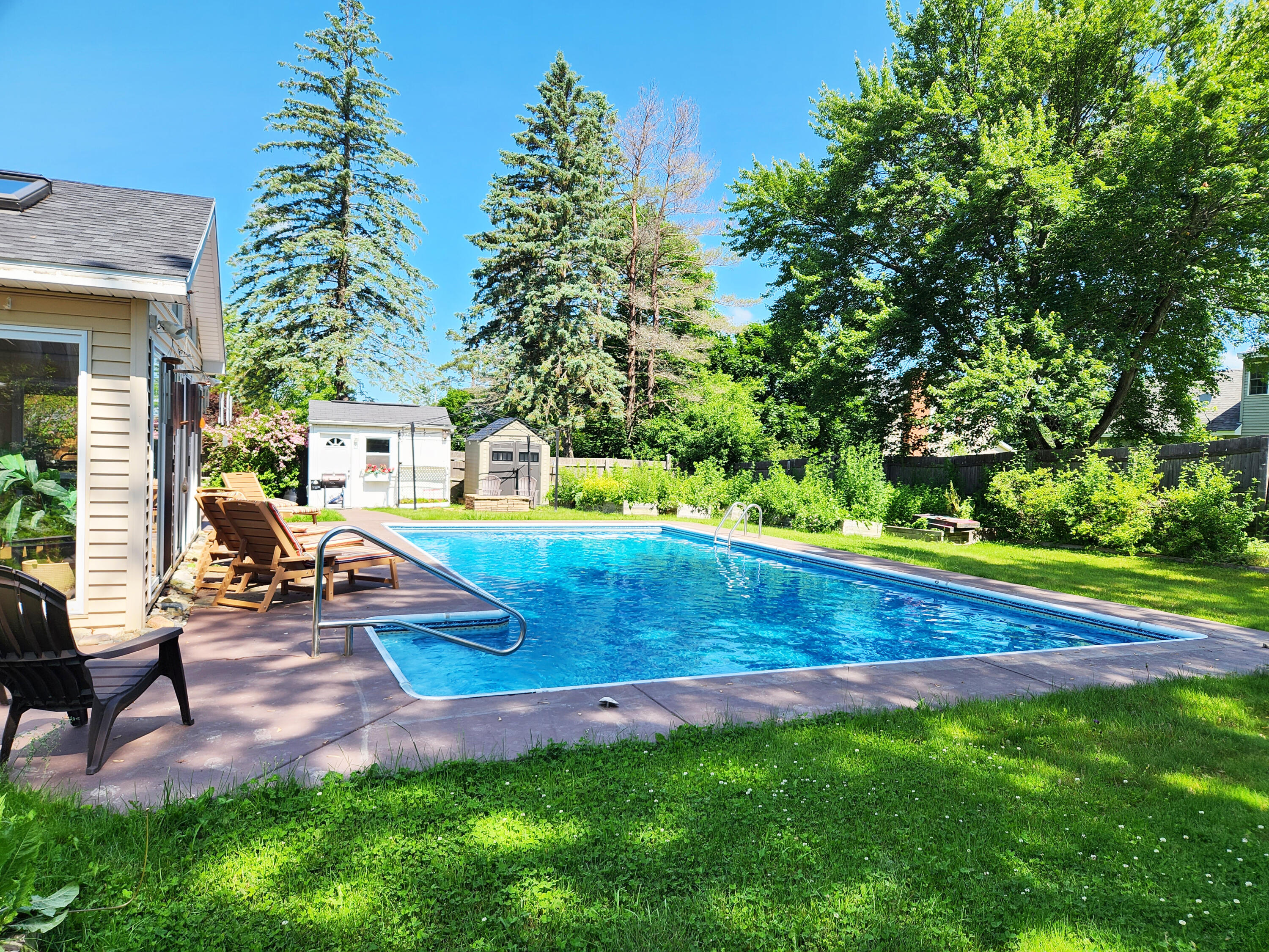 48 Sunset Strip Brewer, ME 04412 - Photo 8 of 35 Poolside