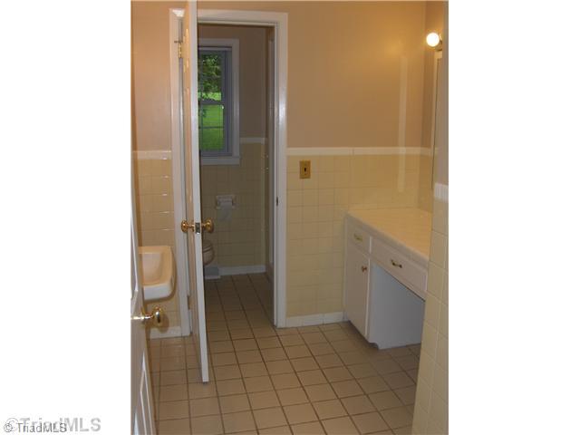 130 West Greenhill Road Mount Airy, NC 27030 - Photo 12 of 16 Other Bath.