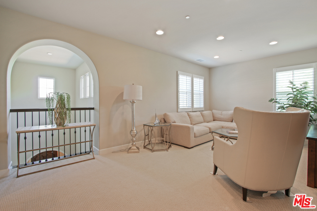 48 Clocktower Irvine, CA 92620 - Photo 23 of 39 Gallery Image 23