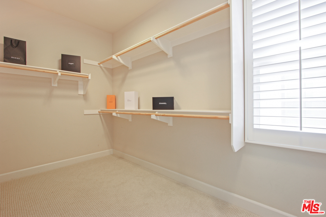 48 Clocktower Irvine, CA 92620 - Photo 30 of 39 Gallery Image 30
