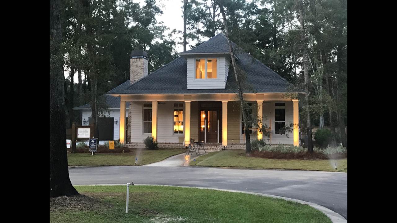 704 Manning Place Fairhope, AL 36532 - Photo 1 of 26