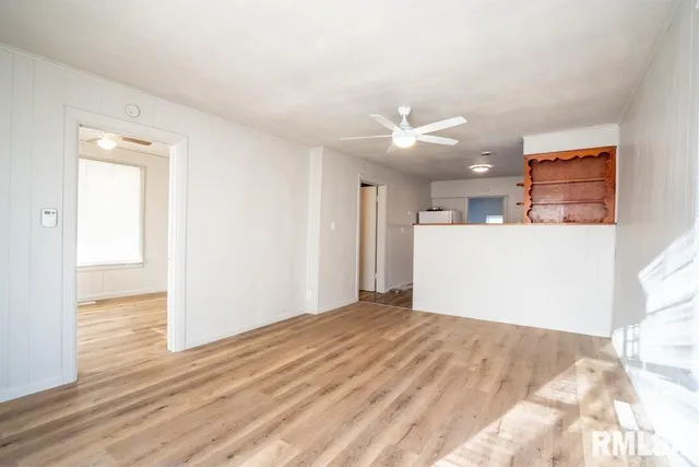 $49,999 | 111 South 5th Street, Elkville, IL 62932