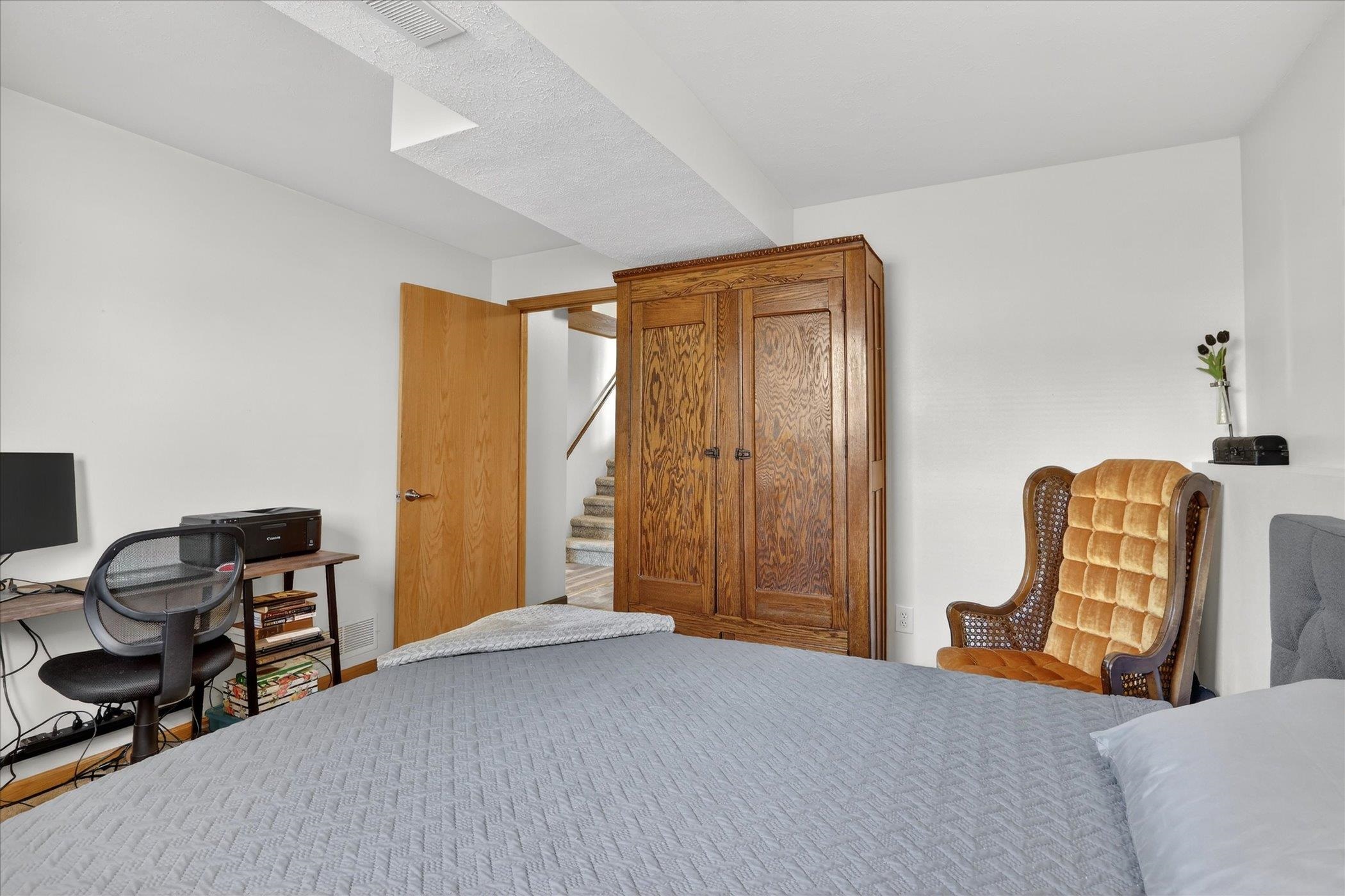 2223 Alongi Lane Beloit, WI 53511 - Photo 24 of 46