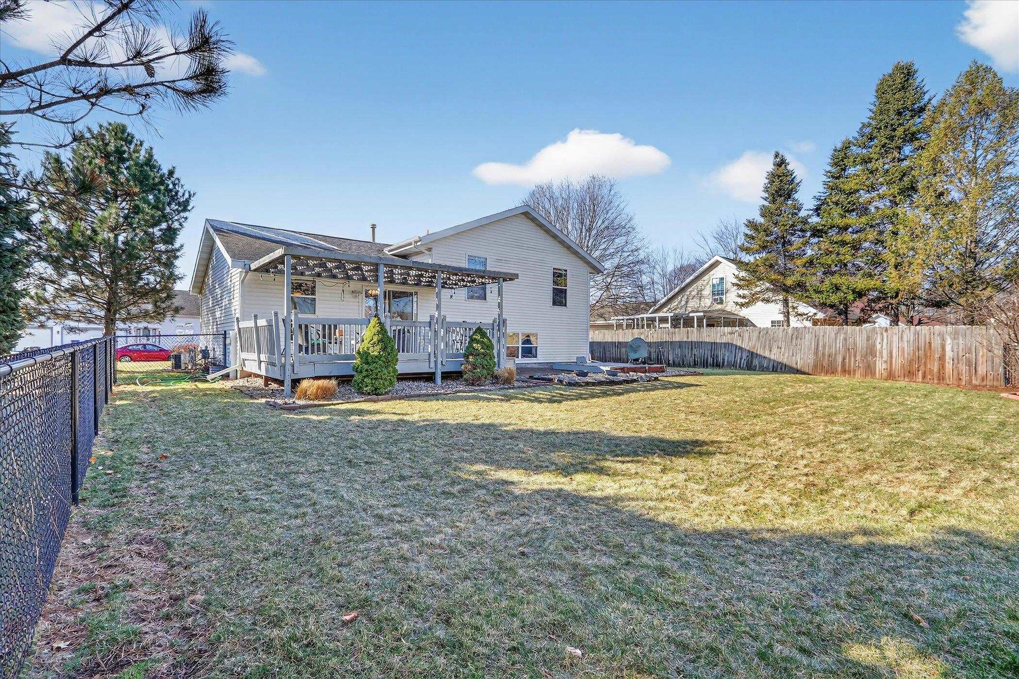 2223 Alongi Lane Beloit, WI 53511 - Photo 41 of 46