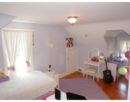 192 Holt Road Andover, MA 01810 - Photo 17 of 24 a bedroom with a bed and a window