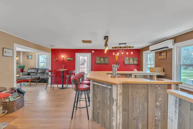 $475,000 | 208 North Main Street, Jeffersonville, VT 05464