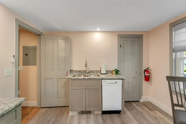 $475,000 | 208 North Main Street, Jeffersonville, VT 05464