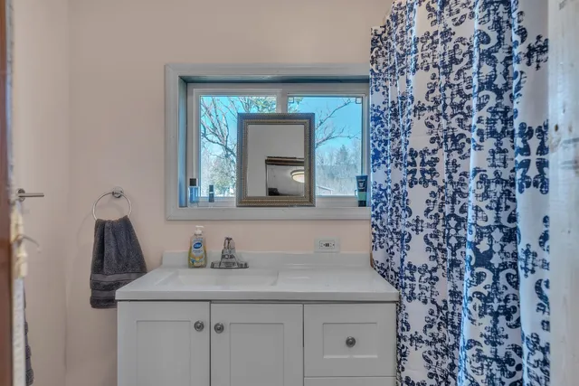 $475,000 | 208 North Main Street, Jeffersonville, VT 05464