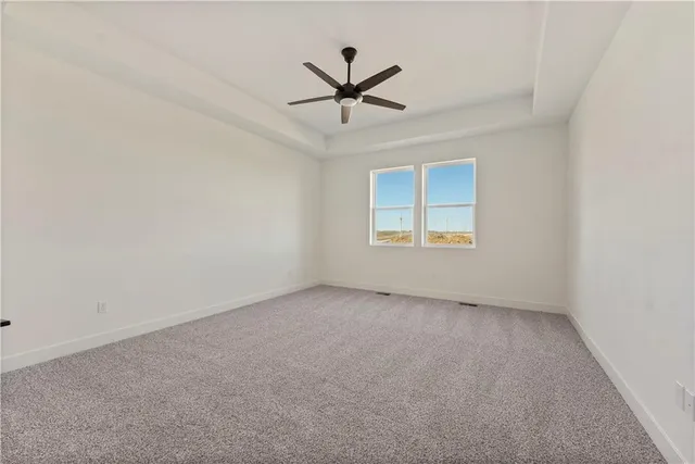 $572,875 | 1599 Grayhawk Drive, Basehor, KS 66007