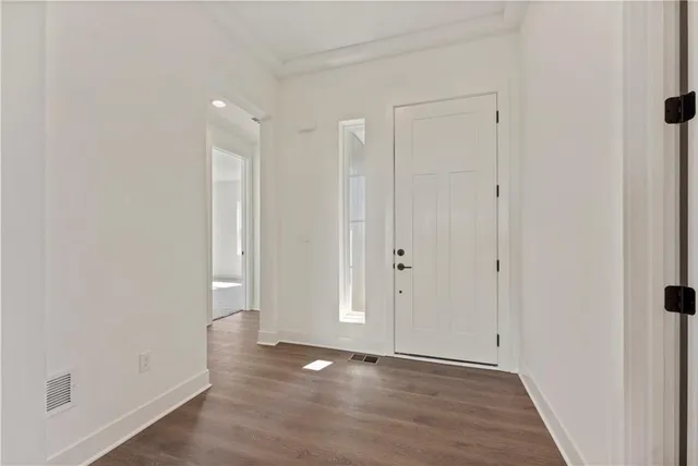 $572,875 | 1599 Grayhawk Drive, Basehor, KS 66007