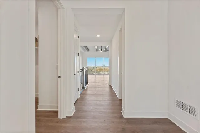 $572,875 | 1599 Grayhawk Drive, Basehor, KS 66007