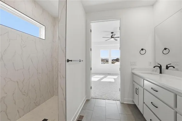 $569,990 | 1599 Grayhawk Drive, Basehor, KS 66007