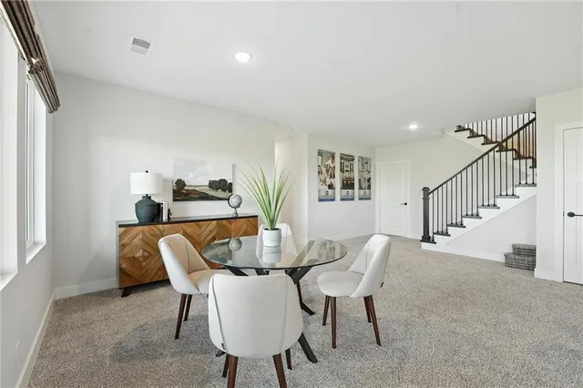 $572,875 | 1599 Grayhawk Drive, Basehor, KS 66007