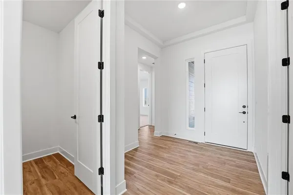 $569,990 | 1599 Grayhawk Drive, Basehor, KS 66007