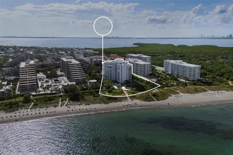 $3,900,000 | 200 Ocean Ln Drive, Unit 401, Key Biscayne, FL 33149