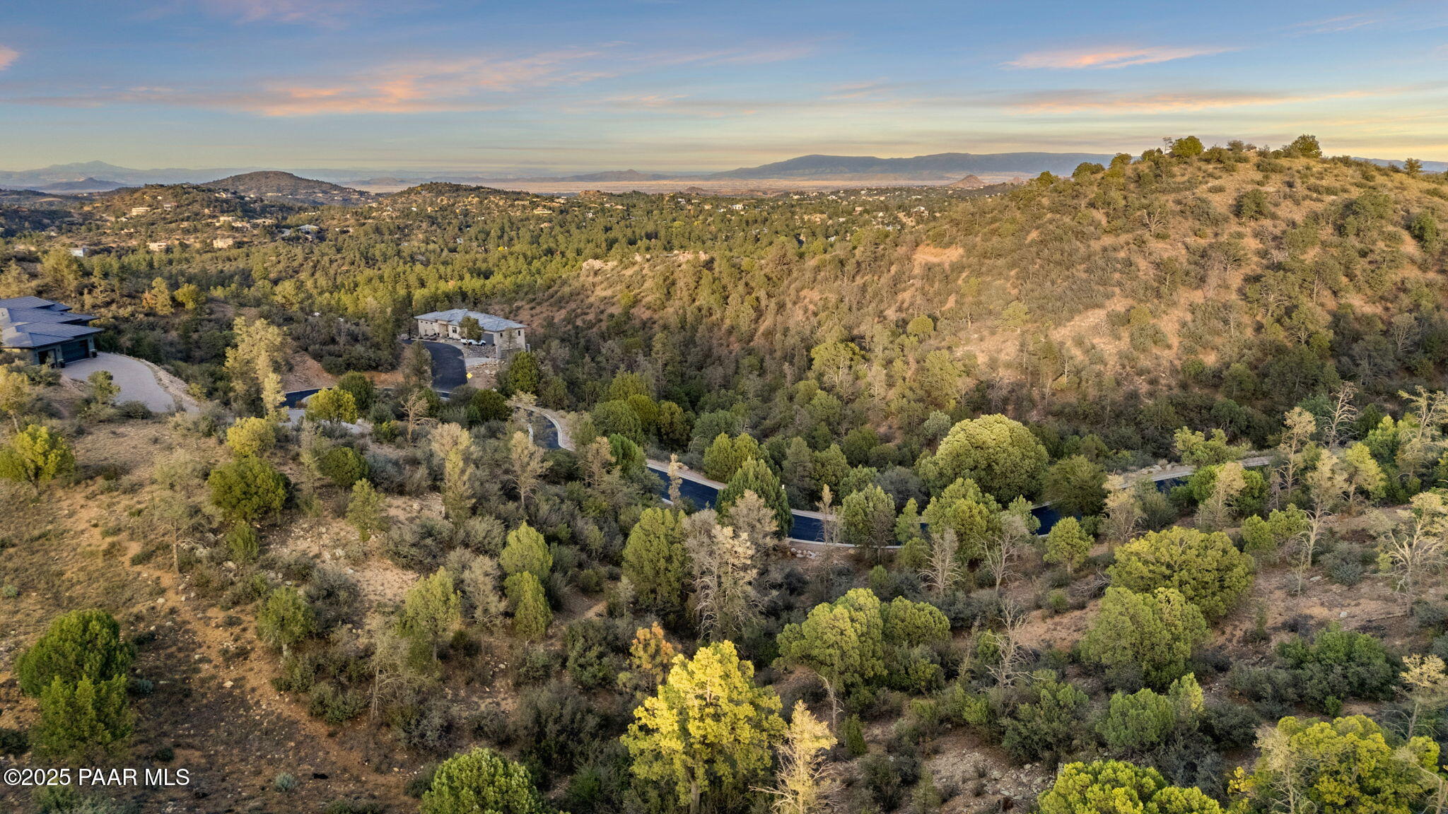 1439 Hollowside Way Prescott, AZ 86305 - Photo 2 of 12 2