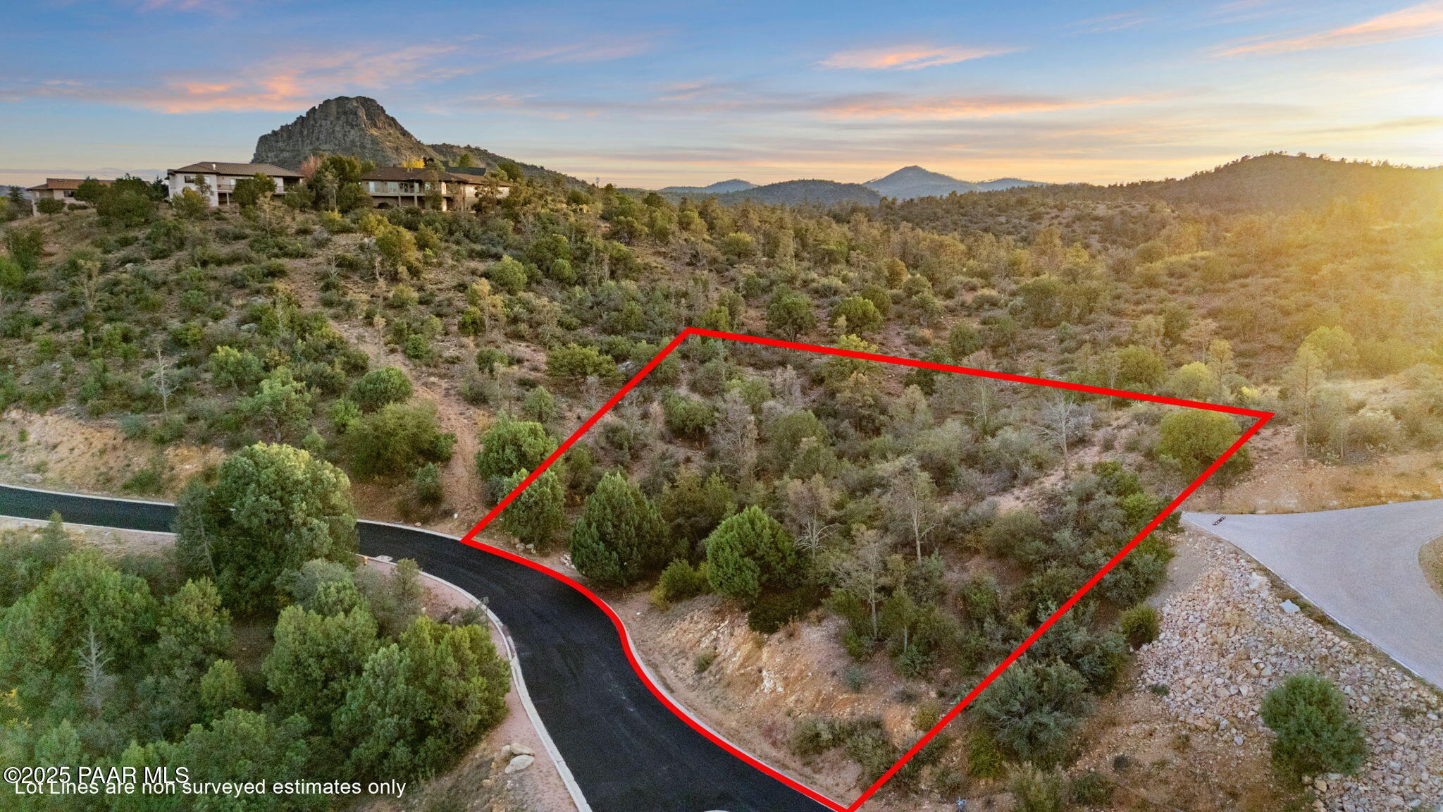 1439 Hollowside Way Prescott, AZ 86305 - Photo 4 of 12 4