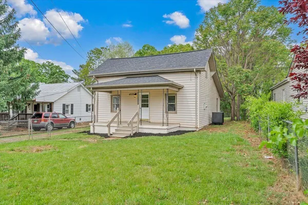 $209,950 | 4532 Tacoma Avenue Northeast, Roanoke, VA 24019