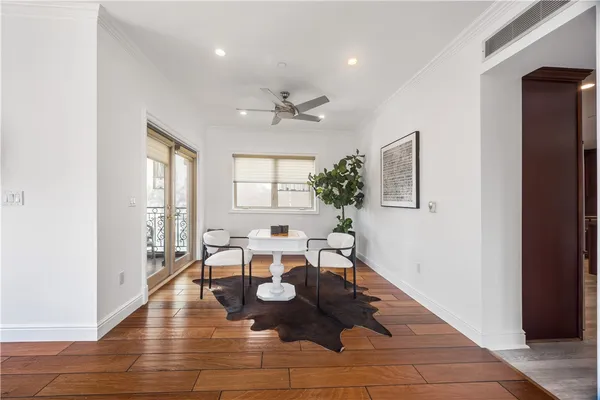 $7,499 | 918 South Wooster Street, Unit 2, Los Angeles, CA 90035