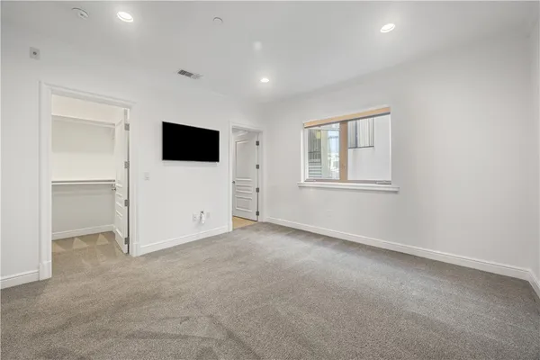 $7,499 | 918 South Wooster Street, Unit 2, Los Angeles, CA 90035