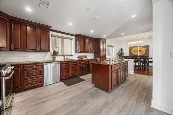 $7,499 | 918 South Wooster Street, Unit 2, Los Angeles, CA 90035