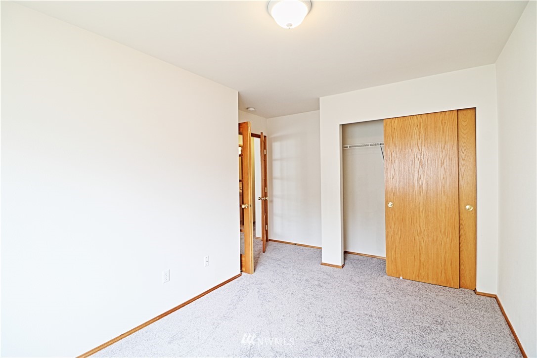 1909 Redmond Avenue Northeast Renton, WA 98056 - Photo 13 of 38 Gallery Image 13