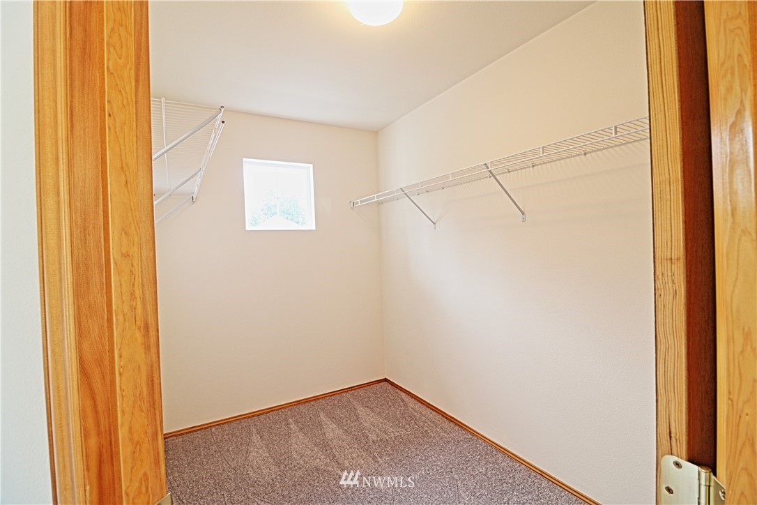 1909 Redmond Avenue Northeast Renton, WA 98056 - Photo 22 of 38 Gallery Image 22