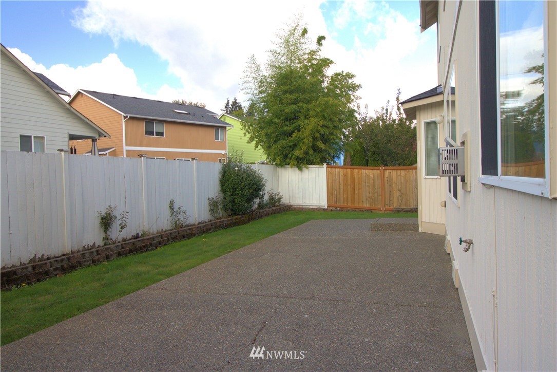1909 Redmond Avenue Northeast Renton, WA 98056 - Photo 33 of 38 Gallery Image 33