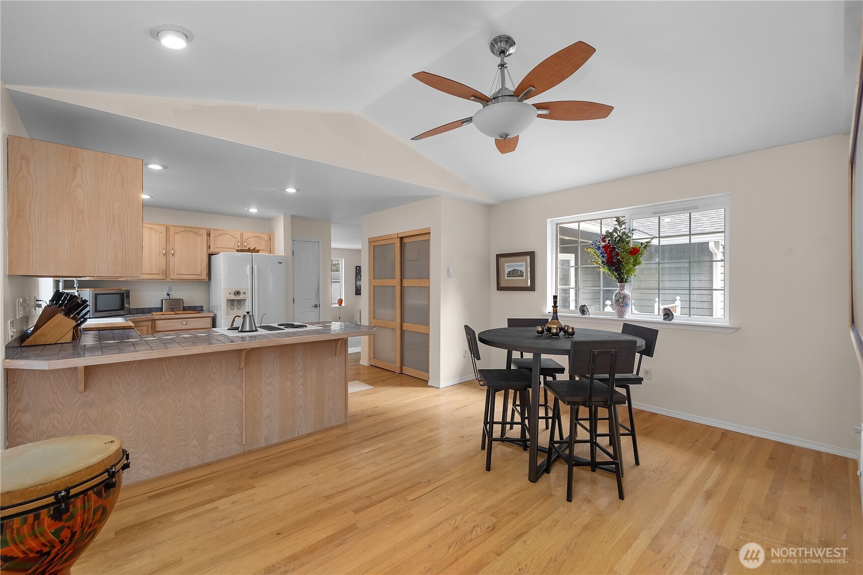 501 East Rd Of Tralee Shelton, WA 98584 - Photo 3 of 40