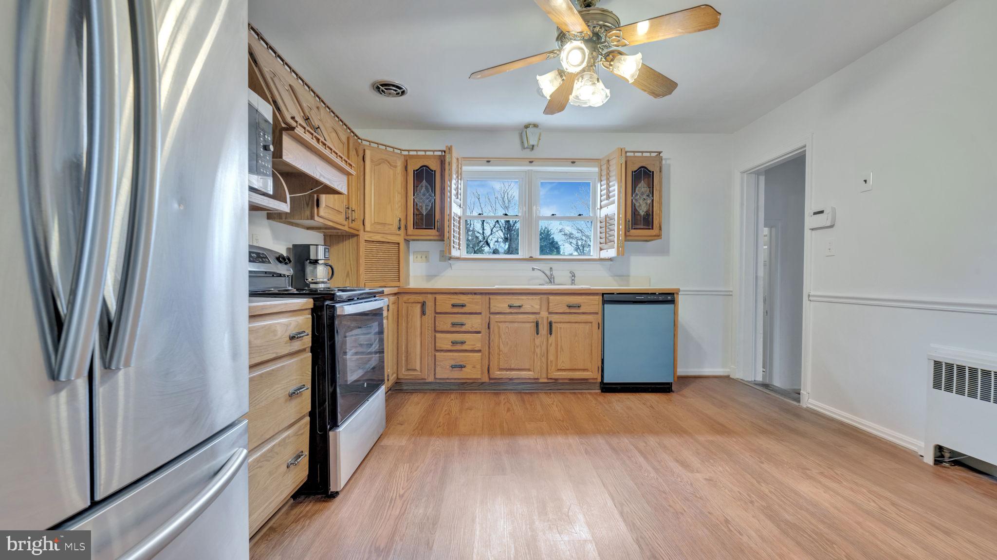 6503 Horseshoe Road Clinton, MD 20735 - Photo 3 of 26