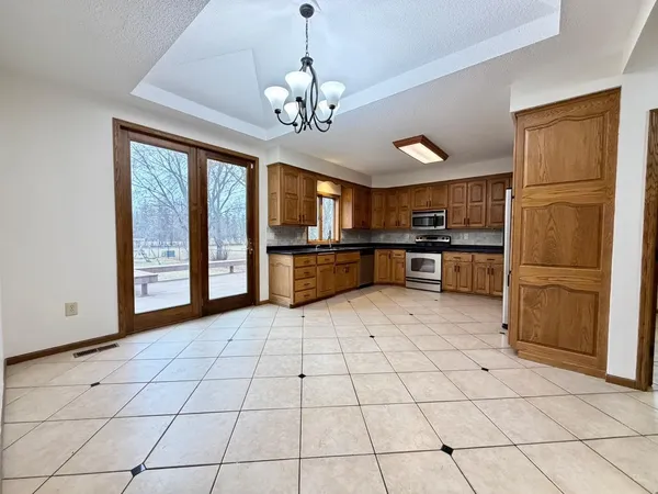 $484,000 | 1543 14th Avenue North, Wahpeton, ND 58075