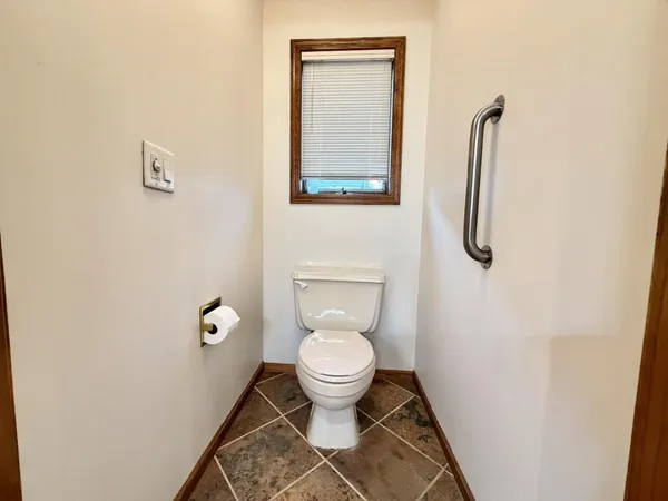 $484,000 | 1543 14th Avenue North, Wahpeton, ND 58075