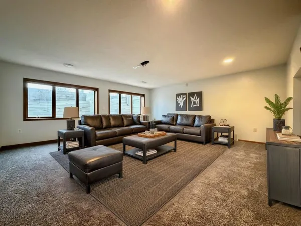 $484,000 | 1543 14th Avenue North, Wahpeton, ND 58075