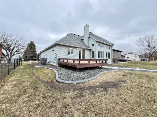 $484,000 | 1543 14th Avenue North, Wahpeton, ND 58075
