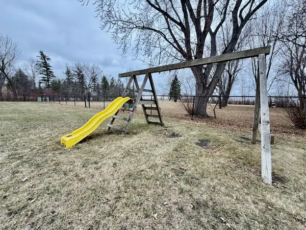 $484,000 | 1543 14th Avenue North, Wahpeton, ND 58075