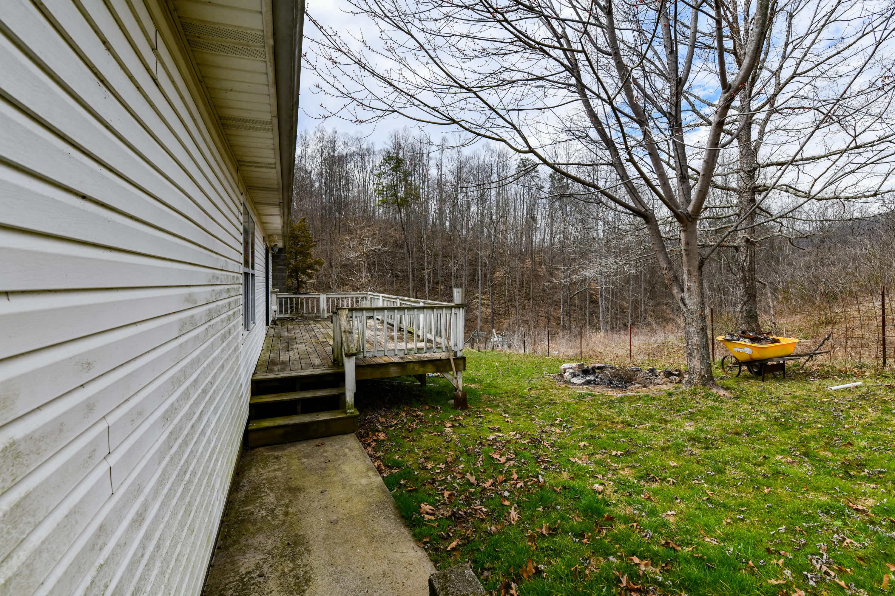 436 Bell View Road Washburn, TN 37888 - Photo 8 of 15 DSC_2455