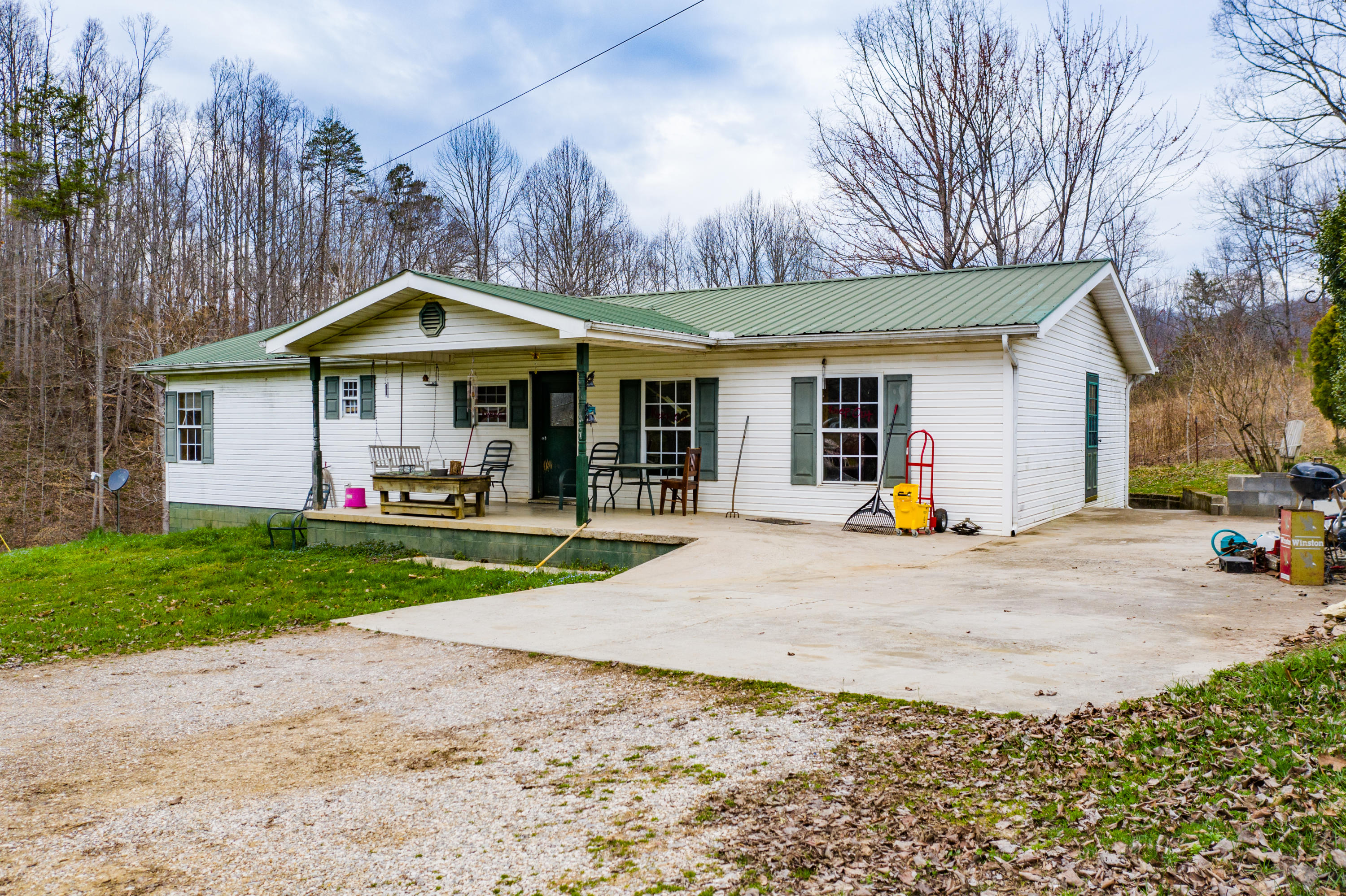 436 Bell View Road Washburn, TN 37888 - Photo 10 of 15 DJI_0583