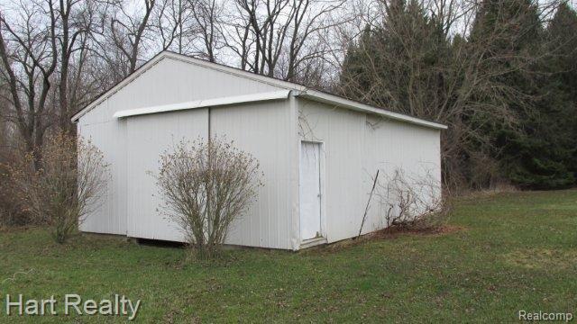 1146 Farnsworth Road Lapeer, MI 48446 - Photo 6 of 15 241.jpg