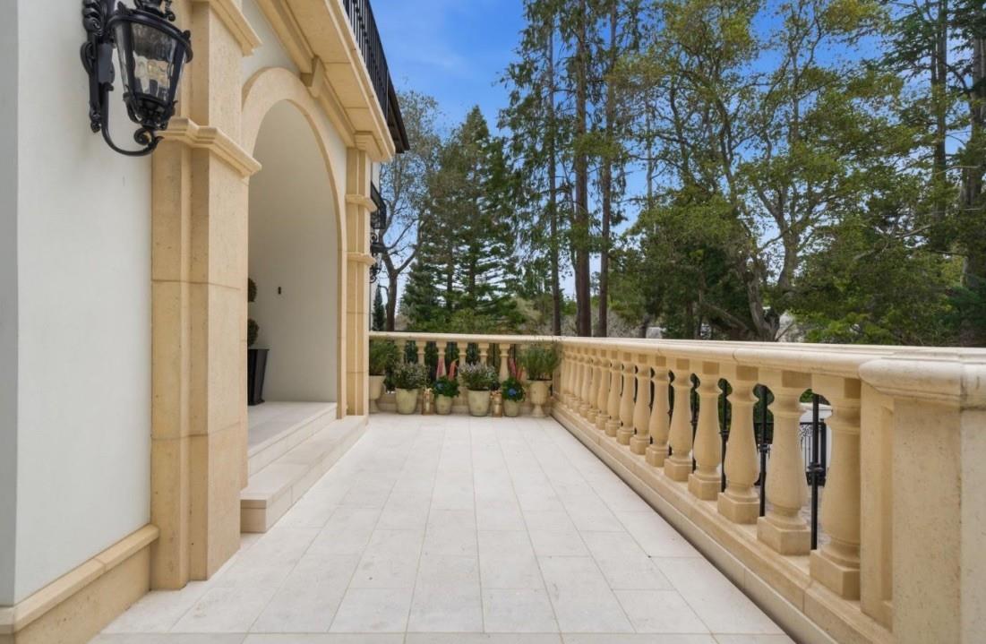 830 Bromfield Road San Mateo, CA 94402 - Photo 3 of 93 a view of balcony with wooden floor and fence