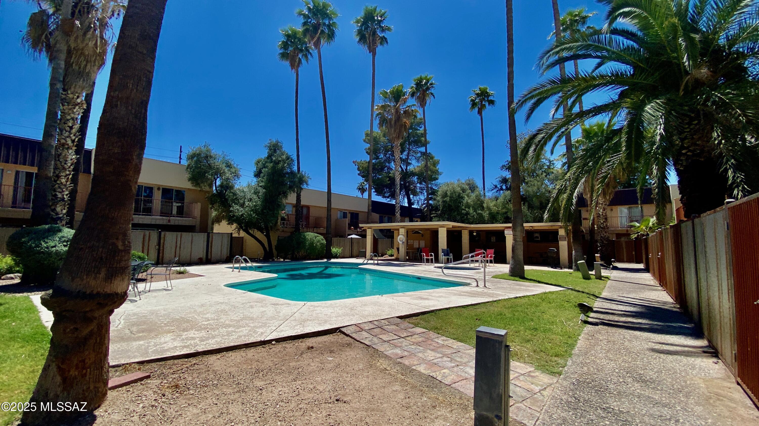 1341 East Fort Lowell Road, Unit 52B Tucson, AZ 85719 - Photo 17 of 22 Gallery Image 17