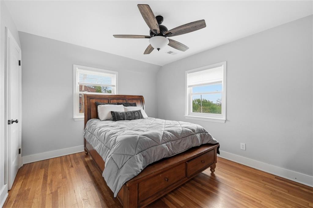 405 Shadyhill Road Pittsburgh, PA 15205 - Photo 21 of 34 a bed sitting in a bedroom next to a window