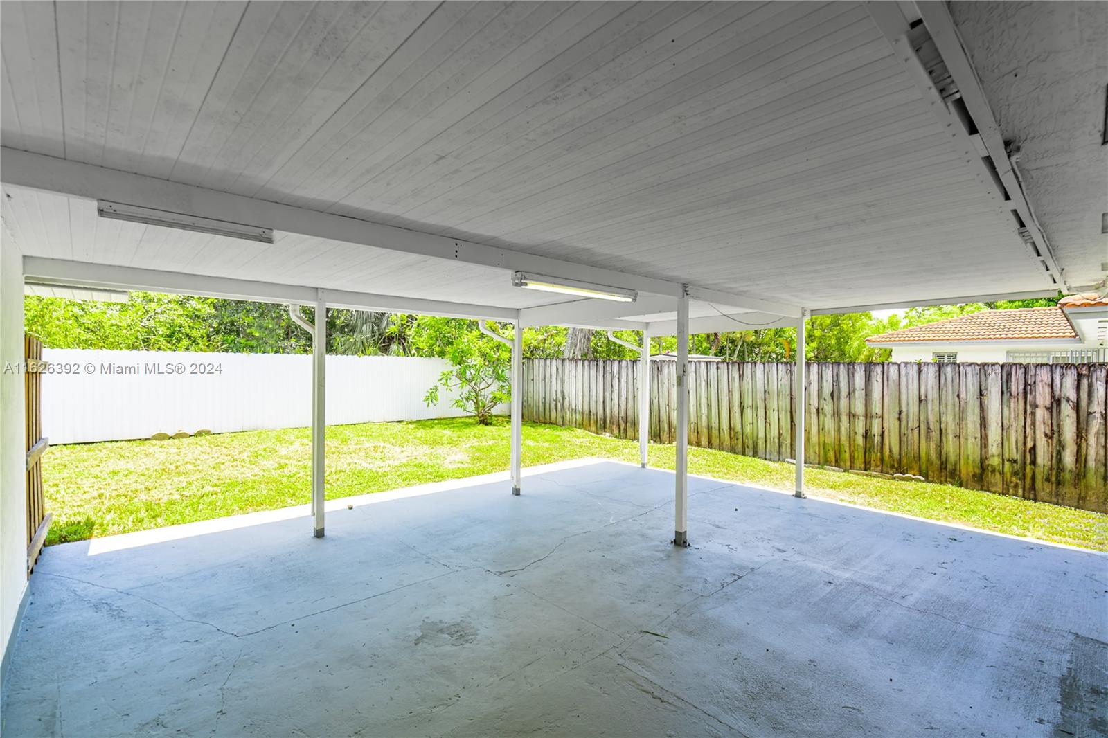 Goulds Miami, FL 33170 - Photo 26 of 36 a view of an empty room with a small yard