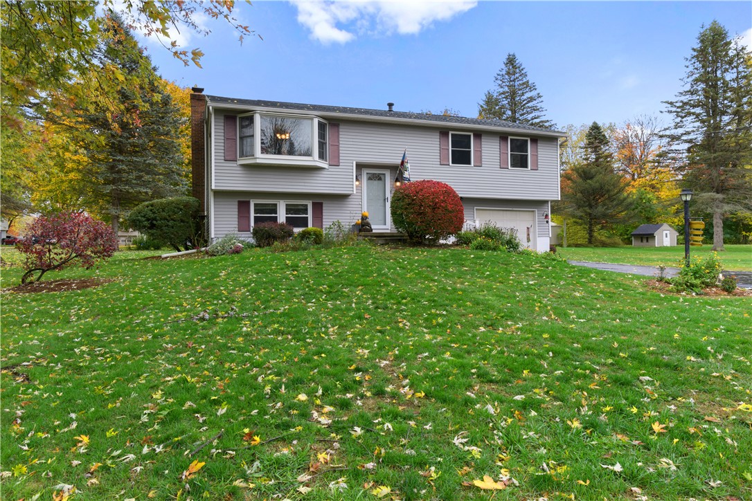 WELCOME HOME - 4264 WITHERDEN RD!