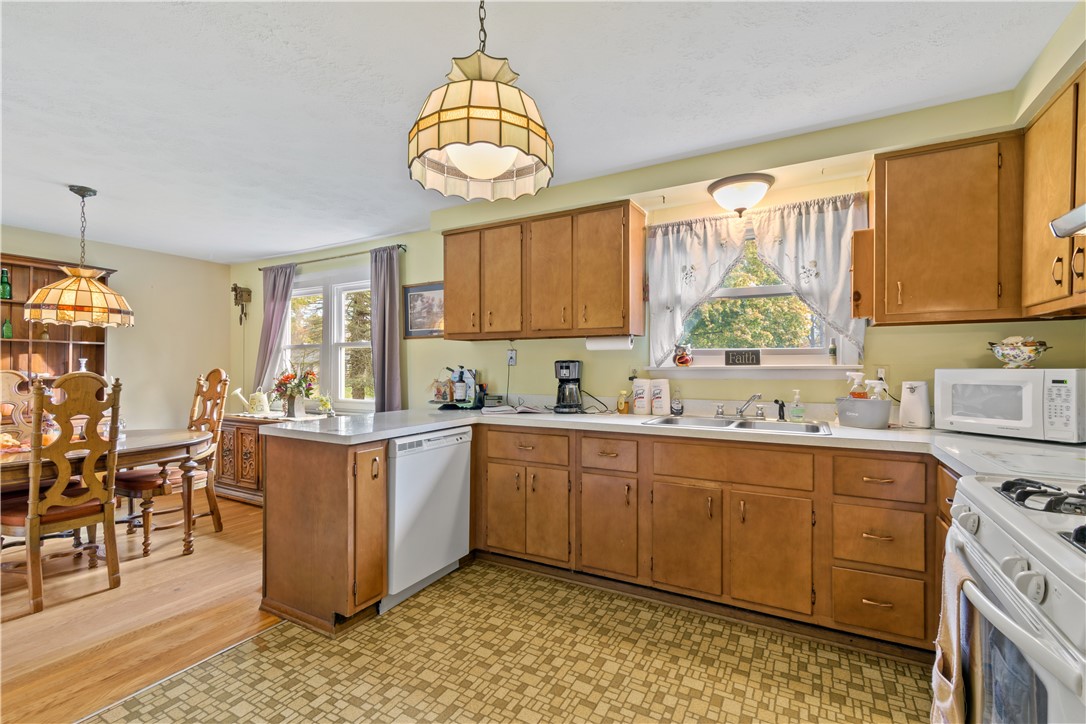 4264 Witherden Road Marion, NY 14505 - Photo 6 of 23