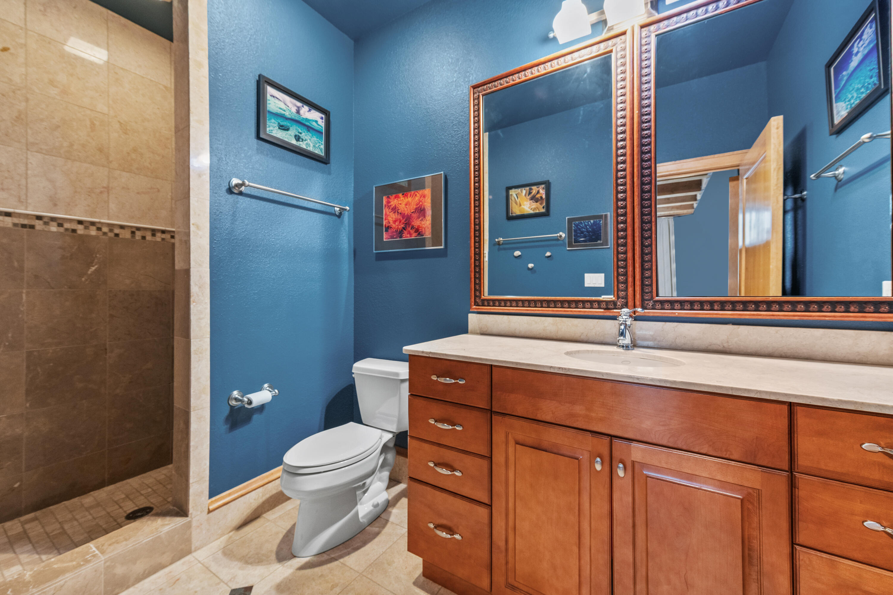 130 South Water Street, Unit 212 Milwaukee, WI 53204 - Photo 24 of 38 Primary Bathroom